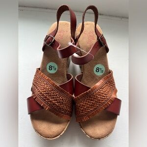 NWT Vegan Leather Woven Wedge Cork Sandals Memory Foam 8.5 Heel 4” - Jelly Pop